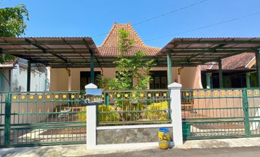 Rumah Cantik Antik di Kraton Yogyakarta dekat Malioboro
