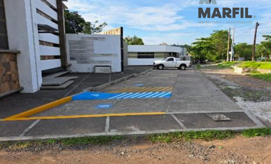 REMATE de 5 Consultorios en Venta en Núcleo Médico en Villa de Álvarez Colima