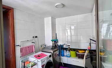 Lujoso Duplex,5 dorm. 5 baños, estar, gran terraza 3 estac.