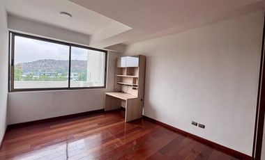 Lujoso Duplex,5 dorm. 5 baños, estar, gran terraza 3 estac.
