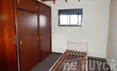 Triplex en Venta en Quilmes Oeste