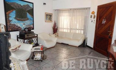 Triplex en Venta en Quilmes Oeste