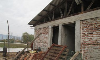 ¡¡¡BUEN SITIO SE VENDE!!! CON CASA SIN TERMINO DE CONSTRUCCIÓN