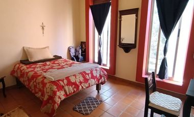 Casa amueblada en PATZCUARO con departamento