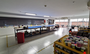 bodega en venta en el poblado. Cod V4693