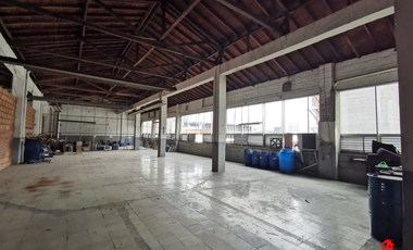 bodega en venta en el poblado. Cod V4693