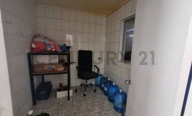 SE VENDE PROPIEDAD ESQUINA