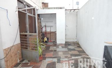 Departamento Tipo Casa en venta en Quilmes Oeste