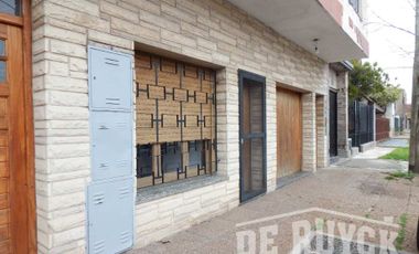 Departamento Tipo Casa en venta en Quilmes Oeste