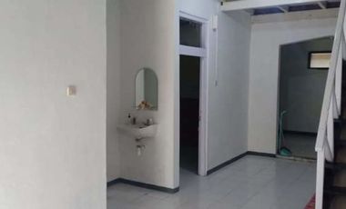 Rumah 2 Lantai Terawat Habis Renov Cihanjuang Cimahi Utara