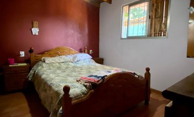 Propiedad ubicada a 700 metros de la Avenida Tomás Espora.