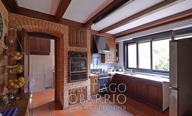 Casa en Alquiler de  660m2 lote más de 3 Hectáreas en La Colina de Luján