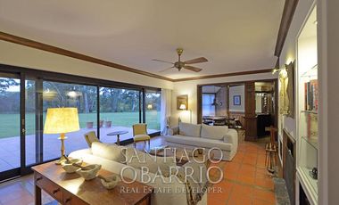 Casa en Alquiler de  660m2 lote más de 3 Hectáreas en La Colina de Luján