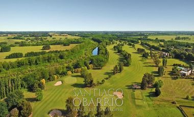 Casa en Alquiler de  660m2 lote más de 3 Hectáreas en La Colina de Luján