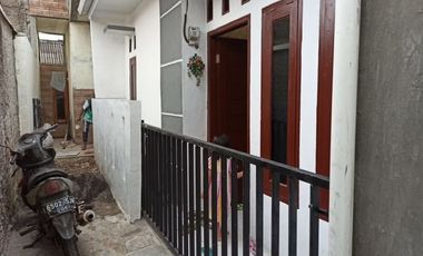Rumah 1 lantai masuk motor di jagakarsa