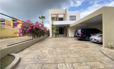 Venta de Casa en Altos de Panama (TPJ)