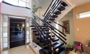 Venta de Casa en Altos de Panama (TPJ)