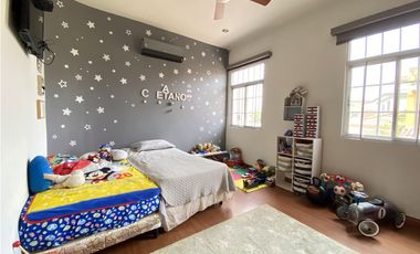 Venta de Casa en Altos de Panama (TPJ)