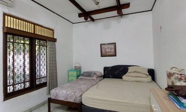 Rumah Luas 1,5 Lantai di Umbulharjo, Kota Yogyakarta ,Cocok untuk Hunian Mewah atau Homestay