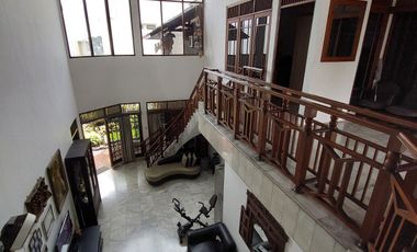 Rumah Luas 1,5 Lantai di Umbulharjo, Kota Yogyakarta ,Cocok untuk Hunian Mewah atau Homestay