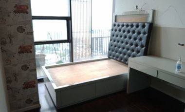 For Rent 3BR Apartment with Wide Balcony and City View at Senopati Suites