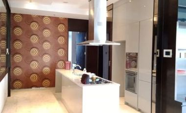 For Rent 3BR Apartment with Wide Balcony and City View at Senopati Suites