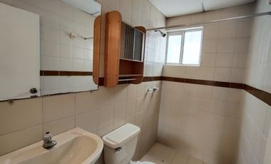 casa en arriendo en portales del norte. Cod A5074