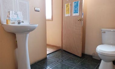 Casa en Venta Graneros 6 D + 3 B en Excelente Barrio