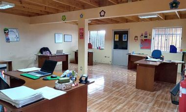 Casa en Venta Graneros 6 D + 3 B en Excelente Barrio