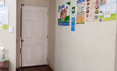 Casa en Venta Graneros 6 D + 3 B en Excelente Barrio