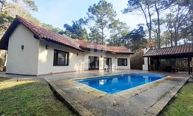 Codigo 647 - Carilo - Casa En Alquiler