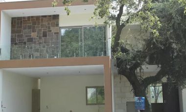 Casa en venta en La Joya en Monterrey