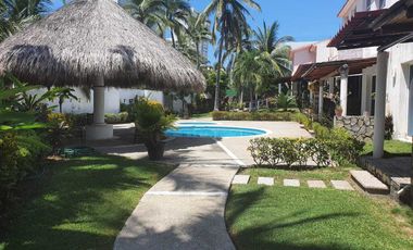 Venta de Villa en Playa Diamante