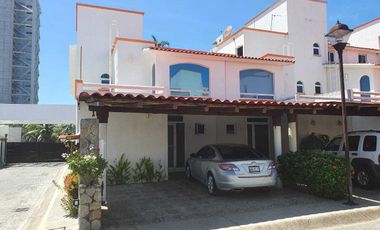 Venta de Villa en Playa Diamante