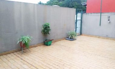 ALQUILER CASA PH DE 4 AMBIENTES CON PATIO