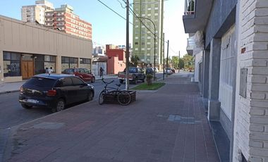 Local a 20 mts. de la Peatonal