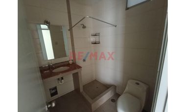 🔰Depa En Venta 📌Sta Maria Del Pinar 🎯Calle Las Diamelas Mz. E #21 ✅Primer Piso ➕Cochera 🚗