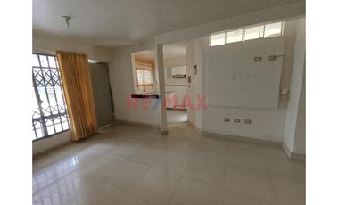 🔰Depa En Venta 📌Sta Maria Del Pinar 🎯Calle Las Diamelas Mz. E #21 ✅Primer Piso ➕Cochera 🚗