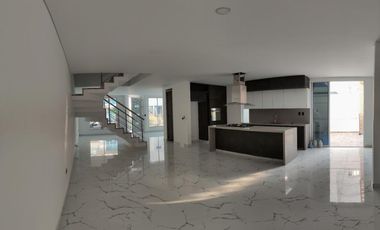 casa condominio en venta en las mercedes. Cod V1339