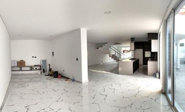 casa condominio en venta en las mercedes. Cod V1339