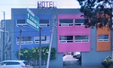 EXCELENTE HOTEL CON 52 HABITACIONES, BAÑOS 53, AVE. TALISMAN, $ 50,000,000 en Tres Estrellas