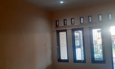 Cluster Strategis 2lt 4KT dkt Jl Raya Stasiun Kranji Bekasi Tol Jakarta