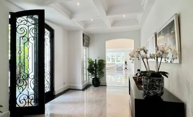 DIJUAL RUMAH MEWAH di Jl KEMANG, JAKARTA SELATAN (NEW RENOVATED)