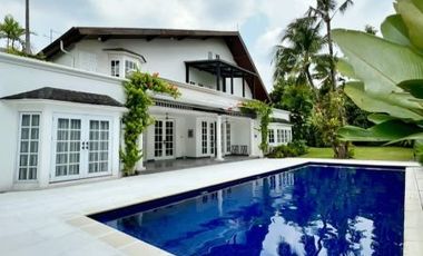 DIJUAL RUMAH MEWAH di Jl KEMANG, JAKARTA SELATAN (NEW RENOVATED)