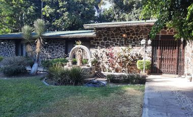 VENTA DE CASA CON ALBERCA EN MORELOS