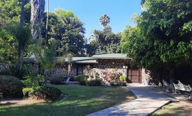 VENTA DE CASA CON ALBERCA EN MORELOS