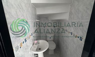 casa en arriendo en anillo vial. Cod A17262