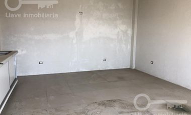 Venta de Edificio Comercial o Renta de Locales y Oficinas en esquina de Calle Altamirano, Col. Playa Sol. Coatzacoalcos, Ver.