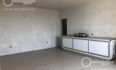Venta de Edificio Comercial o Renta de Locales y Oficinas en esquina de Calle Altamirano, Col. Playa Sol. Coatzacoalcos, Ver.