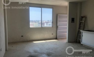 Venta de Edificio Comercial o Renta de Locales y Oficinas en esquina de Calle Altamirano, Col. Playa Sol. Coatzacoalcos, Ver.